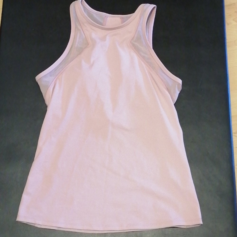 Fabletics tops - Picture 3 of 3